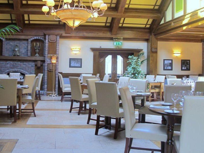 Hotel Treacys Oakwood Hotel, Shannon